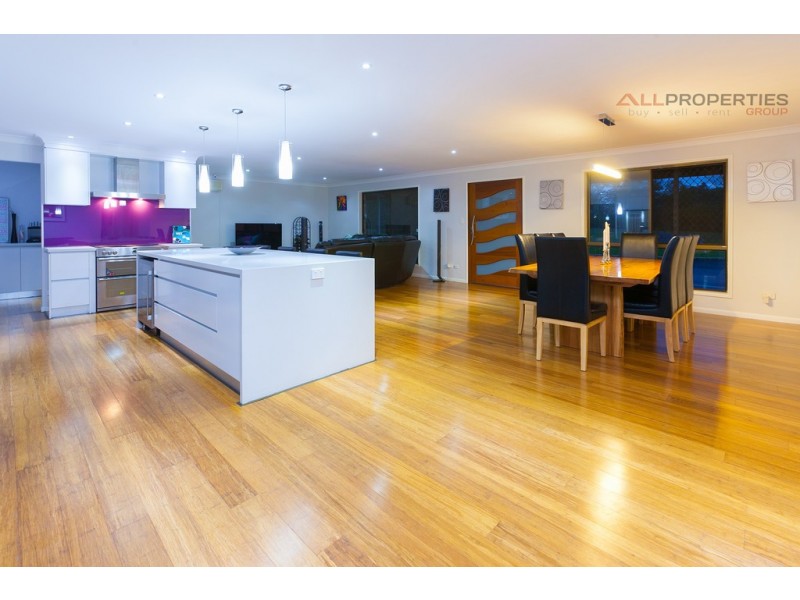 14 Alexander Court, Chambers Flat QLD 4133