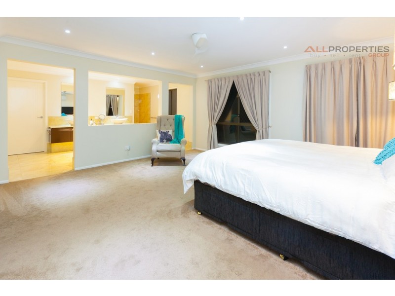 14 Alexander Court, Chambers Flat QLD 4133