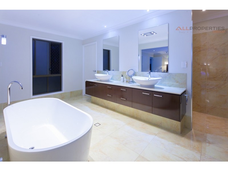 14 Alexander Court, Chambers Flat QLD 4133