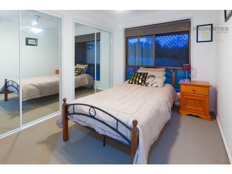 14 Alexander Court, Chambers Flat QLD 4133