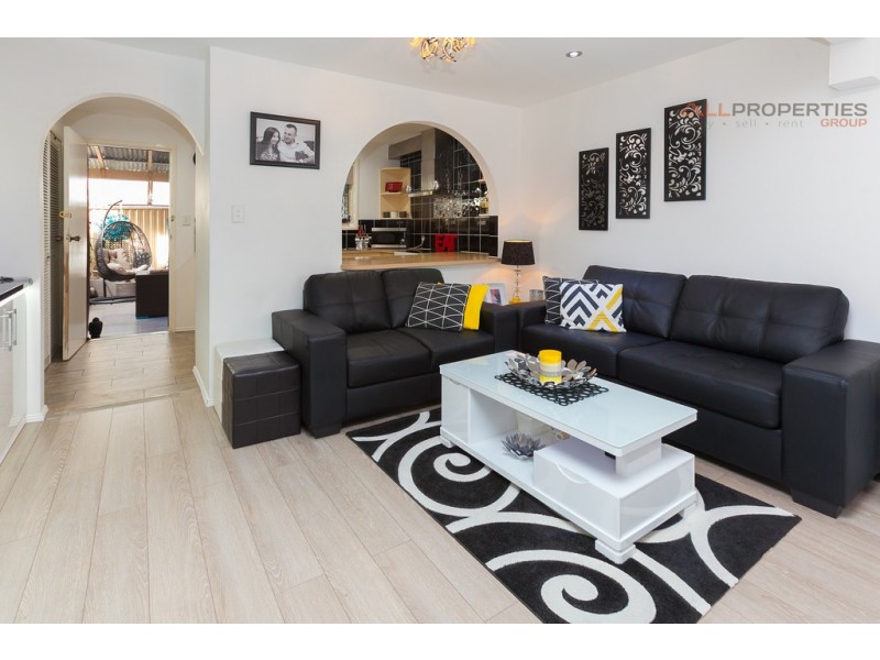 8/38 Charles Ave, Logan Central QLD 4114