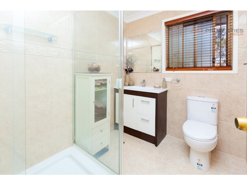 8/38 Charles Ave, Logan Central QLD 4114