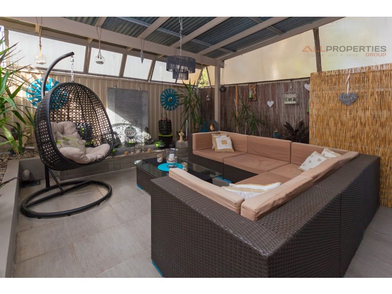 8/38 Charles Ave, Logan Central QLD 4114