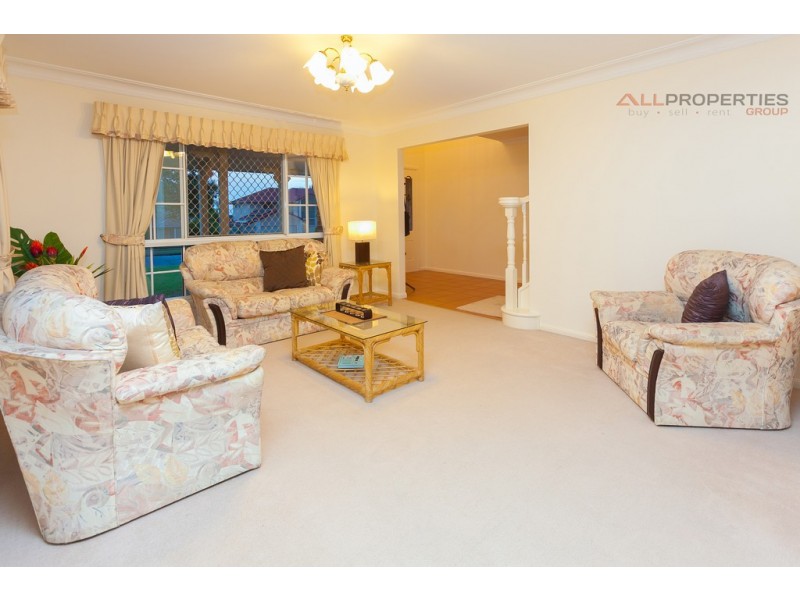 17 Azalea Cres, Calamvale QLD 4116