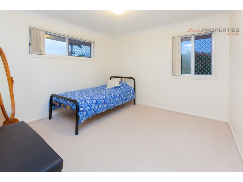 17 Azalea Cres, Calamvale QLD 4116