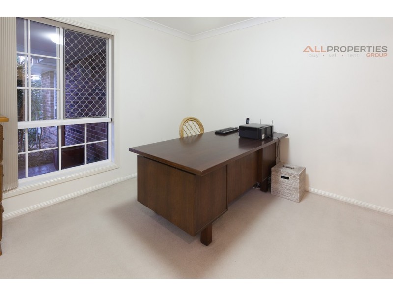 17 Azalea Cres, Calamvale QLD 4116