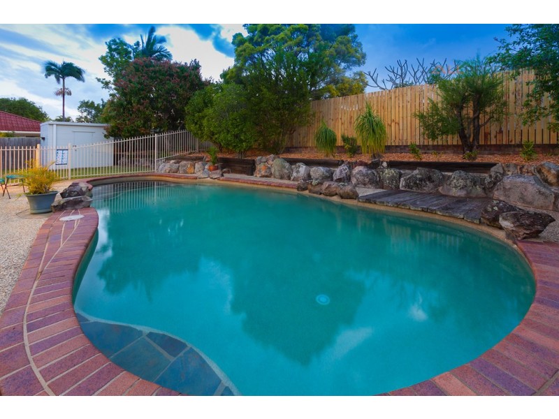 17 Azalea Cres, Calamvale QLD 4116