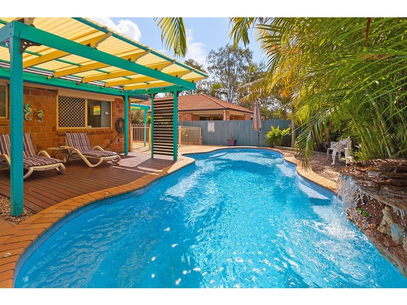 21 Mannix Place, Forest Lake QLD 4078