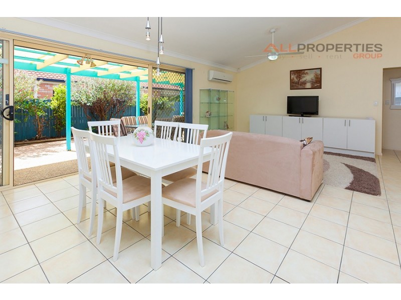 21 Mannix Place, Forest Lake QLD 4078