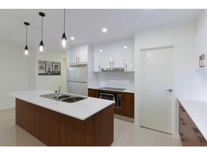 28 Jacaranda Cres, Drewvale QLD 4116
