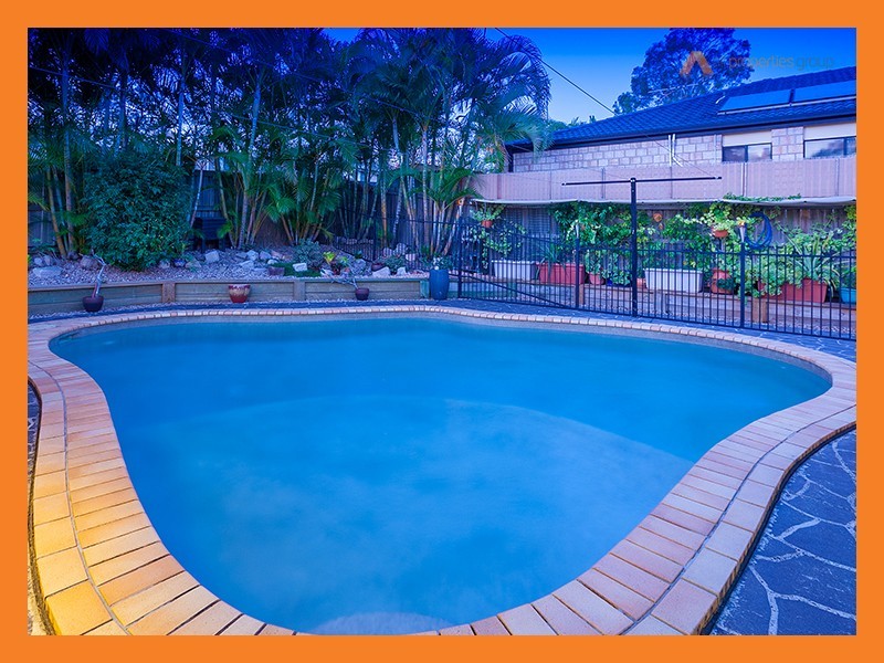 17 Wren Close, Forest Lake QLD 4078