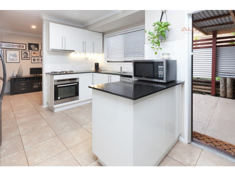 28 Crestview Street, Loganlea QLD 4131