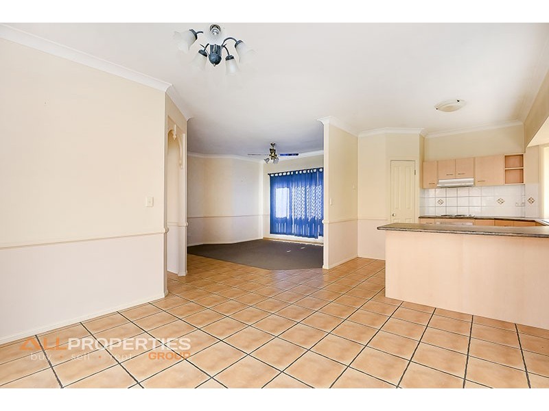 10 Crediton Place, Forest Lake QLD 4078