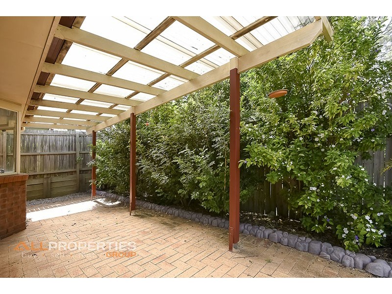 10 Crediton Place, Forest Lake QLD 4078