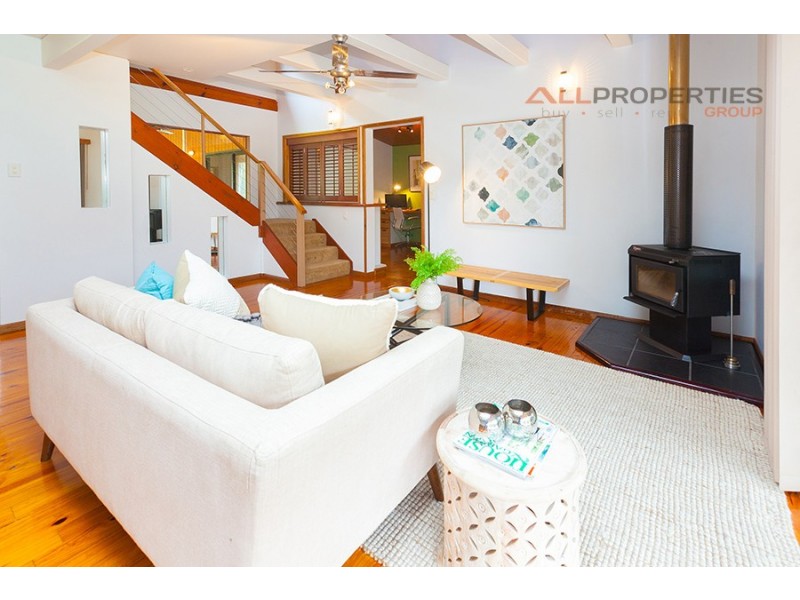 18 Paradise Road, Forestdale QLD 4118