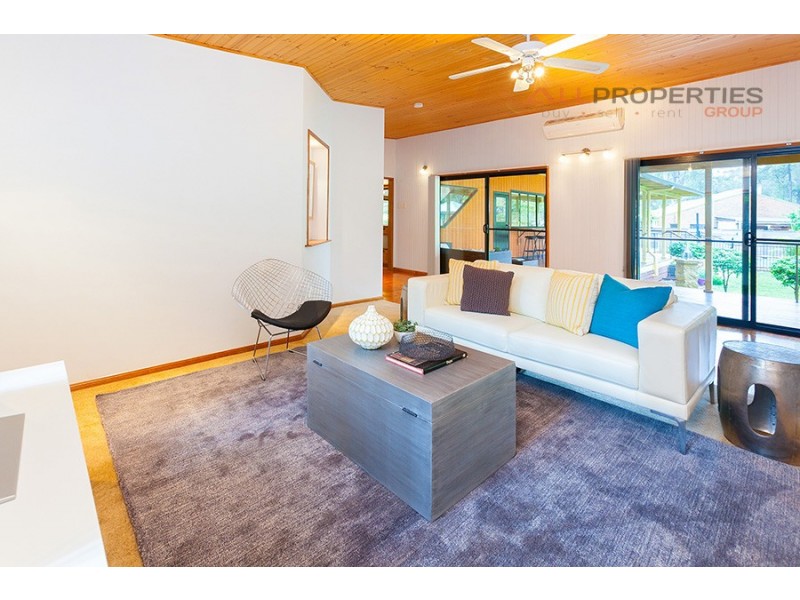 18 Paradise Road, Forestdale QLD 4118