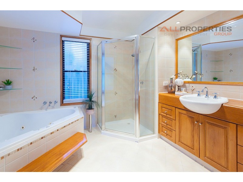 18 Paradise Road, Forestdale QLD 4118