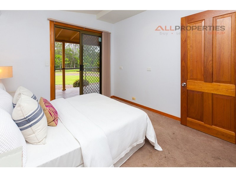 18 Paradise Road, Forestdale QLD 4118