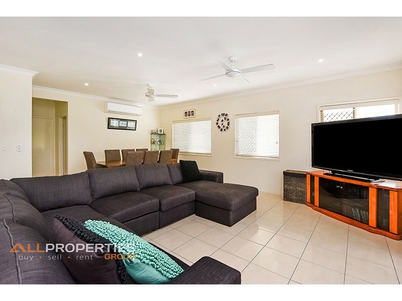 28 Riverine Drive, Springfield Lakes QLD 4300