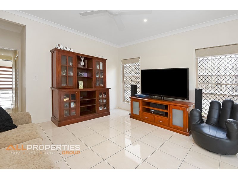 28 Riverine Drive, Springfield Lakes QLD 4300