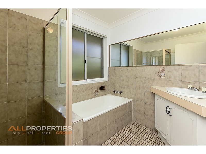413 Gowan Road, Calamvale QLD 4116