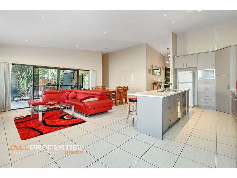 10 Brush Box Place, Heathwood QLD 4110