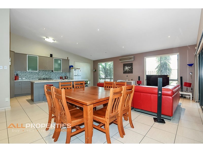 10 Brush Box Place, Heathwood QLD 4110