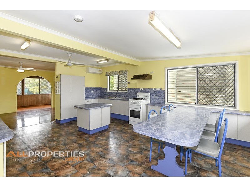 12 Wain Avenue, Logan Central QLD 4114