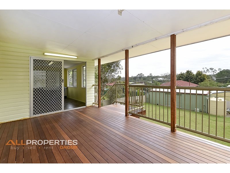 12 Wain Avenue, Logan Central QLD 4114