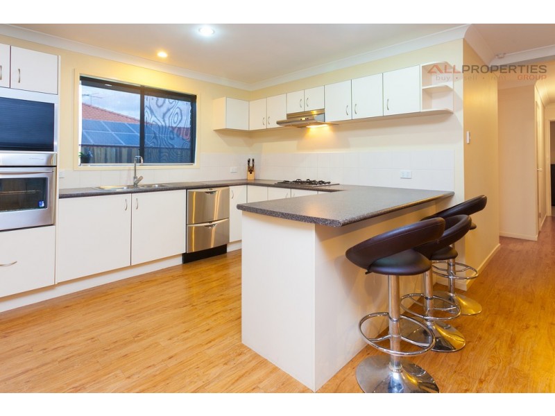 24 Buckley Drive, Drewvale QLD 4116