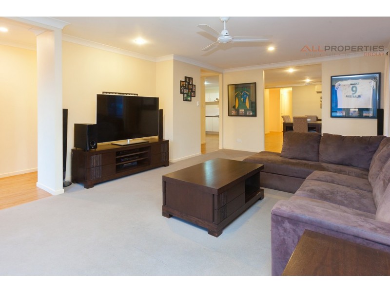 24 Buckley Drive, Drewvale QLD 4116