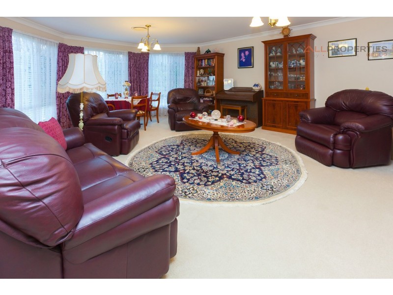 324 Spring Mountain Drive, Greenbank QLD 4124