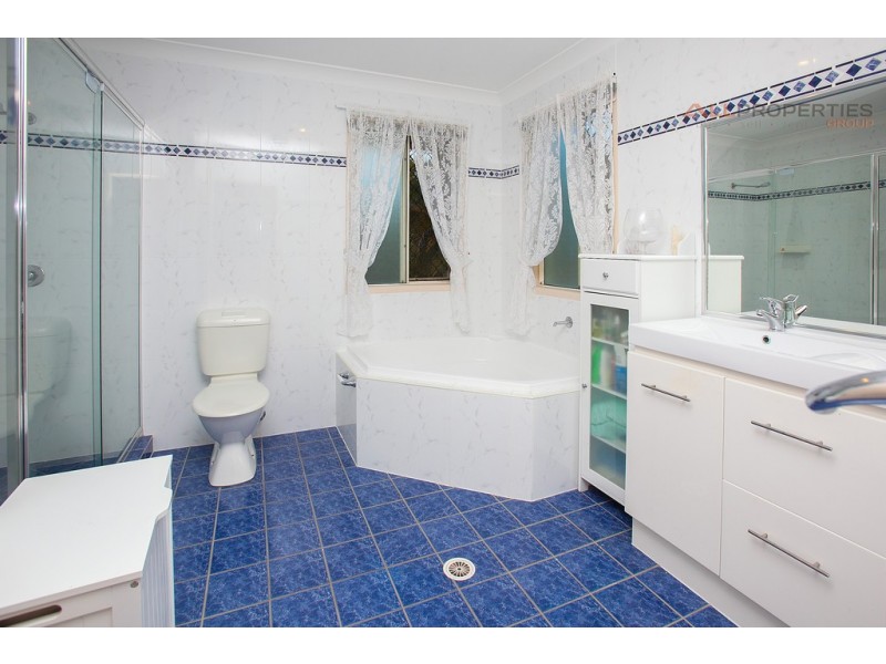 324 Spring Mountain Drive, Greenbank QLD 4124