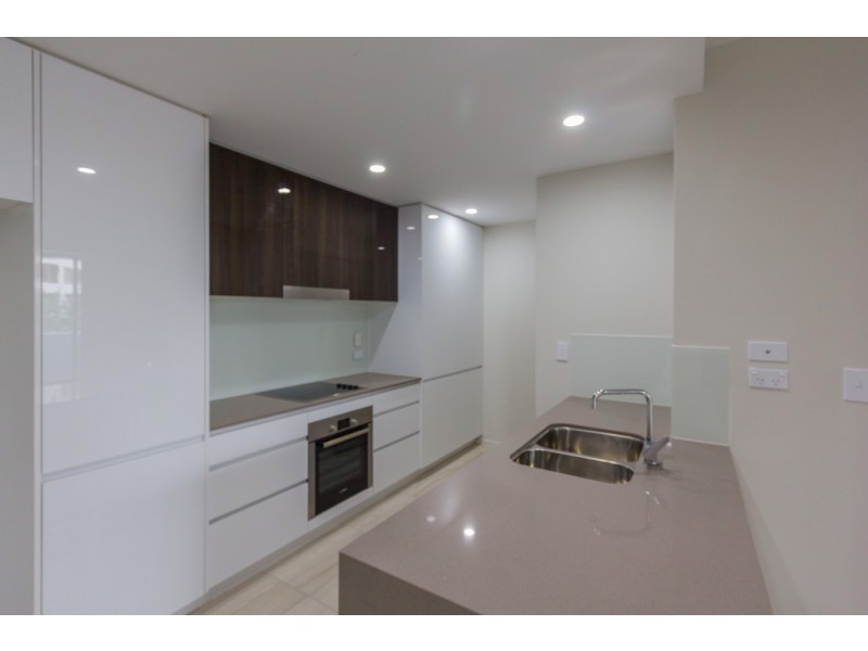 206/8 Hunt Street, Hamilton QLD 4007