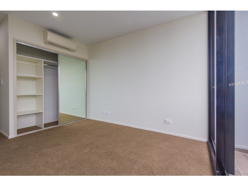 206/8 Hunt Street, Hamilton QLD 4007