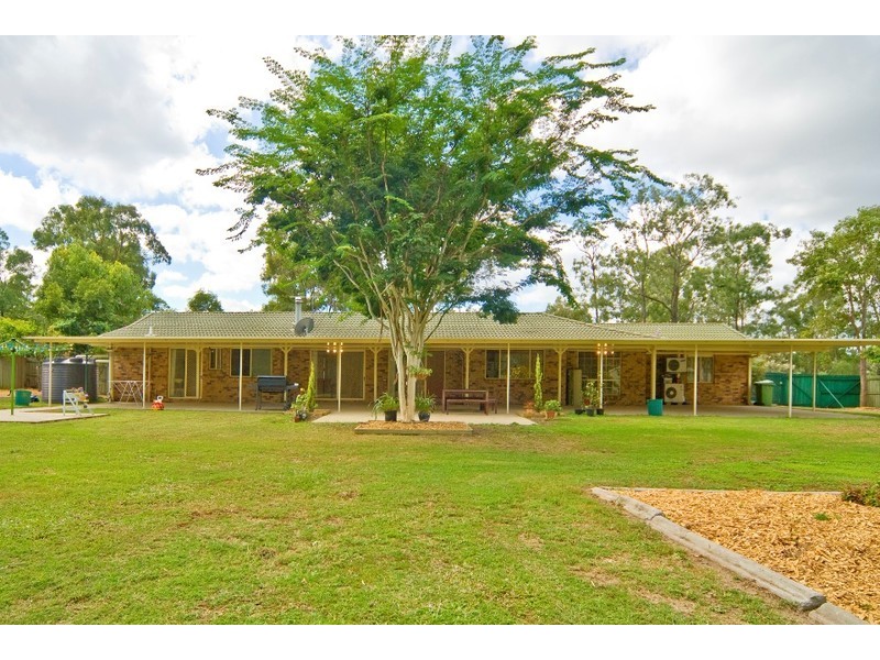 37 The Chase, Forestdale QLD 4118