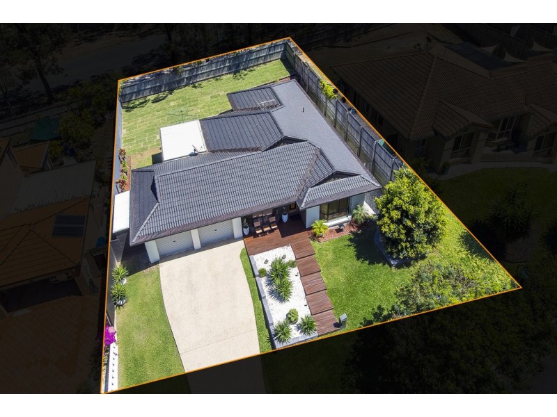 16 Windsor Place, Forest Lake QLD 4078