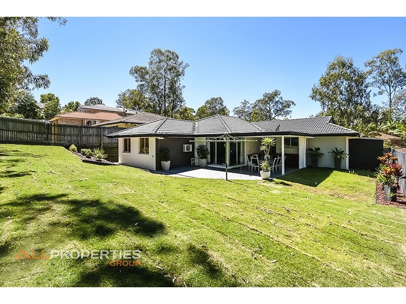 16 Windsor Place, Forest Lake QLD 4078