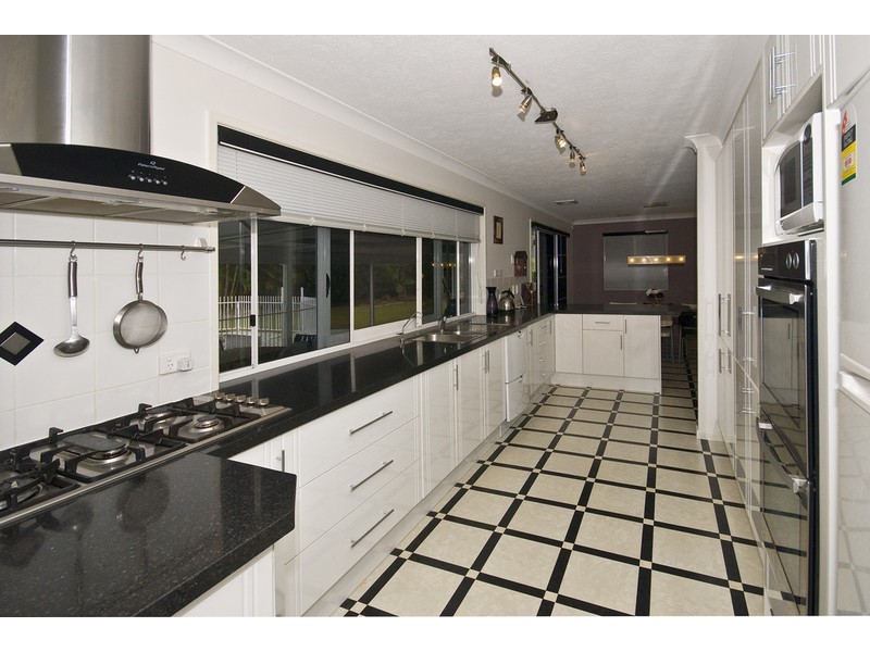 38-42 Scribner Avenue, Forestdale QLD 4118