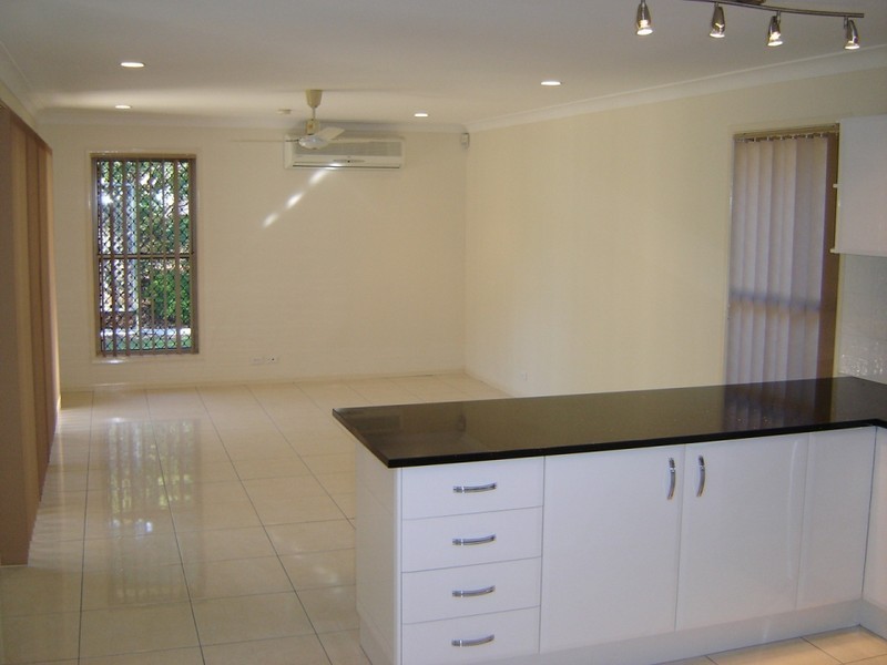 2 Sheriff Street, Forestdale QLD 4118