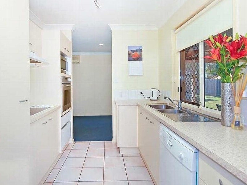 23 ITEA CT, Regents Park QLD 4118
