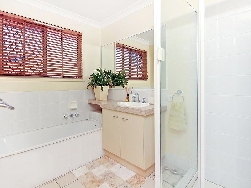 23 ITEA CT, Regents Park QLD 4118
