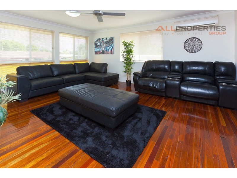 78 Peverell Street, Hillcrest QLD 4118