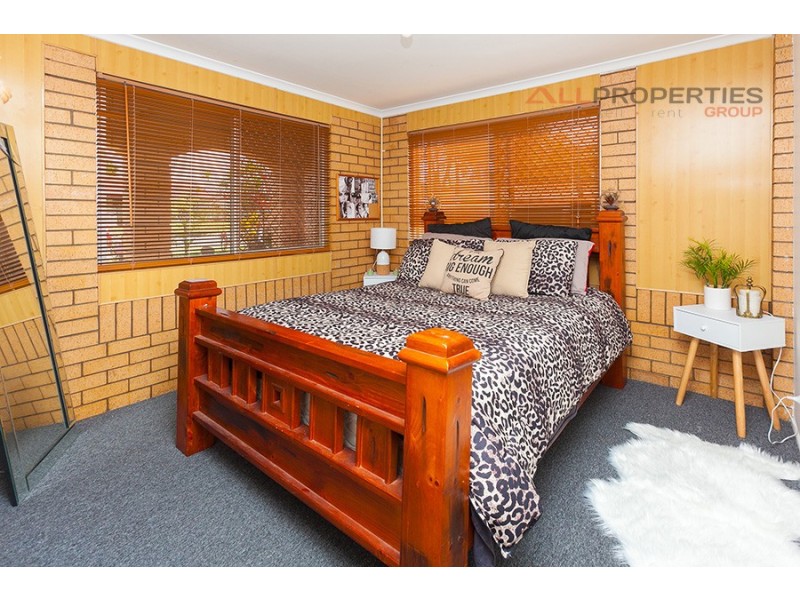 78 Peverell Street, Hillcrest QLD 4118