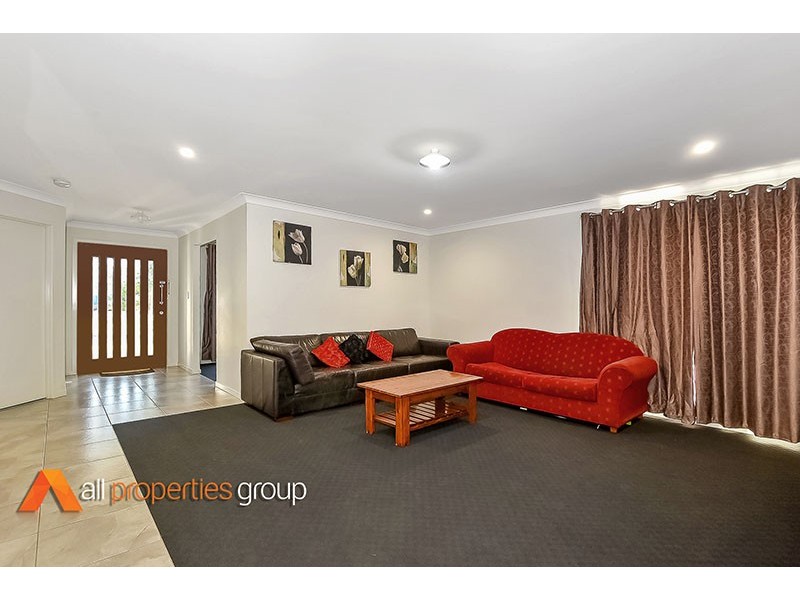 21 SUNDOWNER STREET, Regents Park QLD 4118