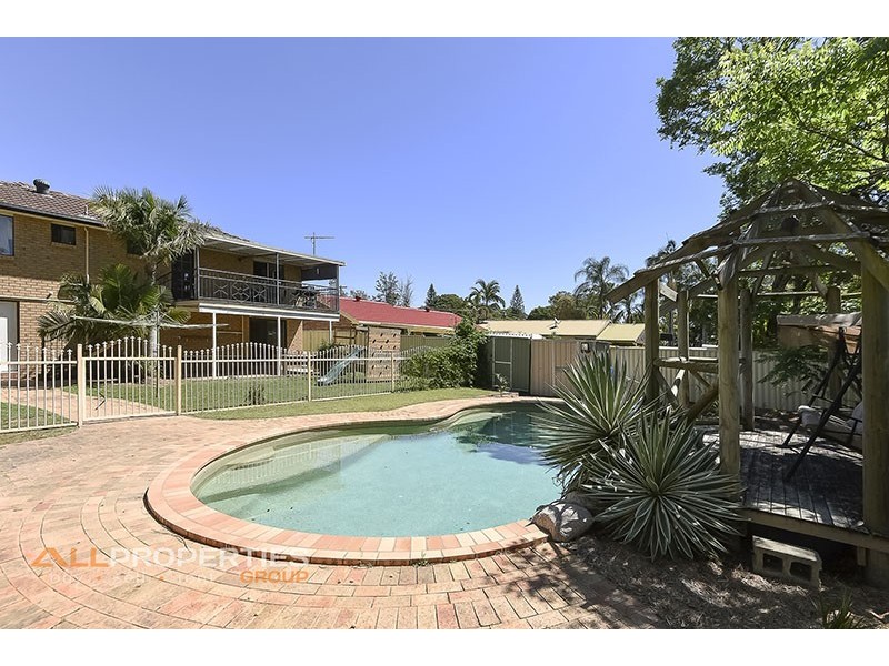 28 ANTLIA STREET, Regents Park QLD 4118