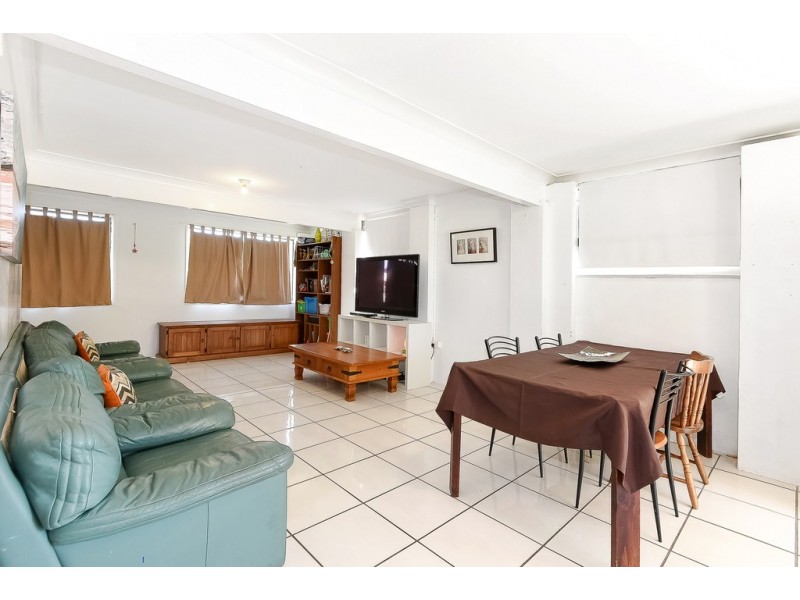 28 ANTLIA STREET, Regents Park QLD 4118