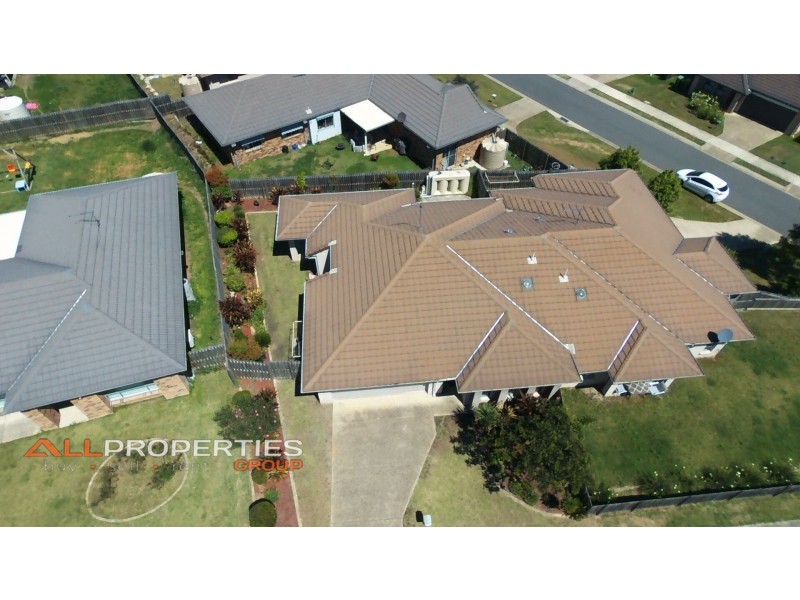 2/11 Julia Street, Brassall QLD 4305