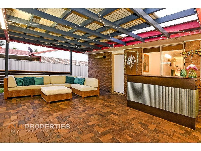 39 Bushland Drive, Regents Park QLD 4118