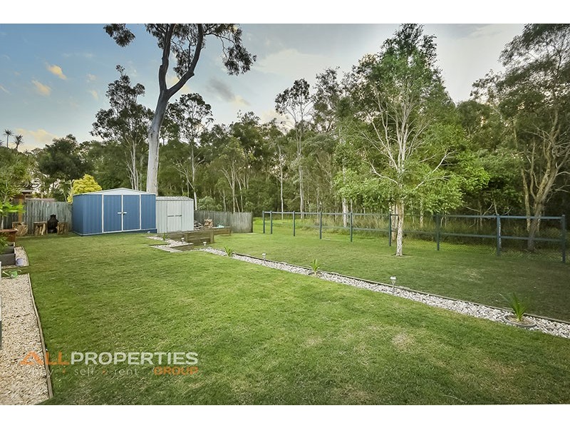 39 Bushland Drive, Regents Park QLD 4118